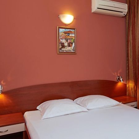 Guesthouse Kirov Ravda Exteriér fotografie