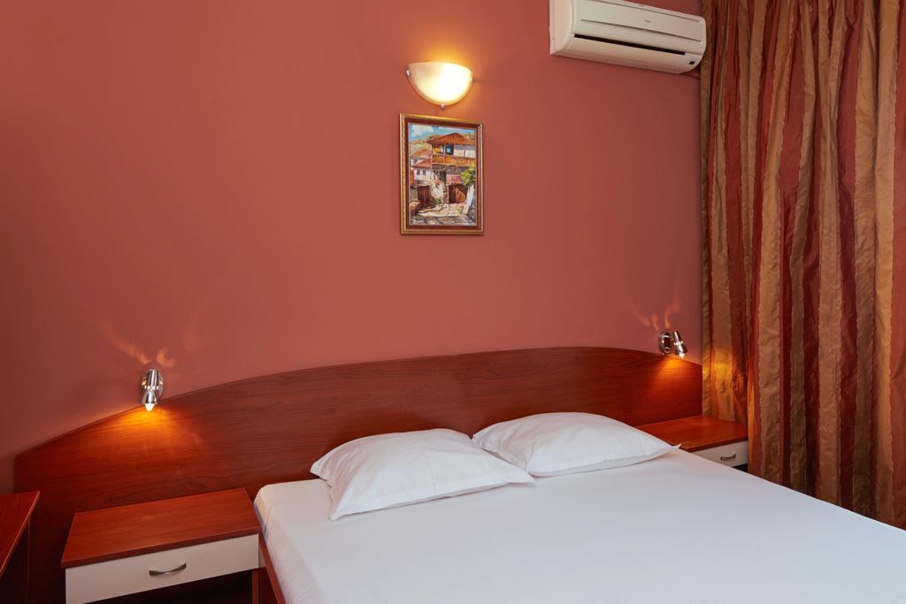 Guesthouse Kirov Ravda Exteriér fotografie