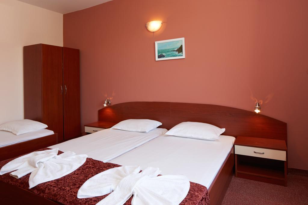 Guesthouse Kirov Ravda Exteriér fotografie