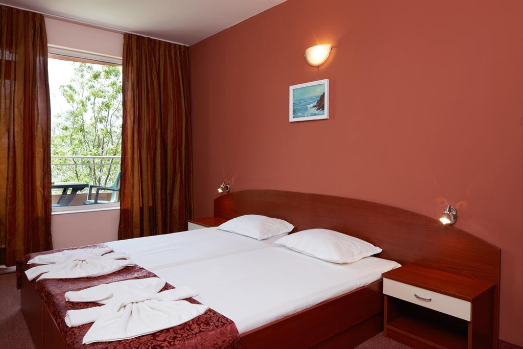 Guesthouse Kirov Ravda Exteriér fotografie